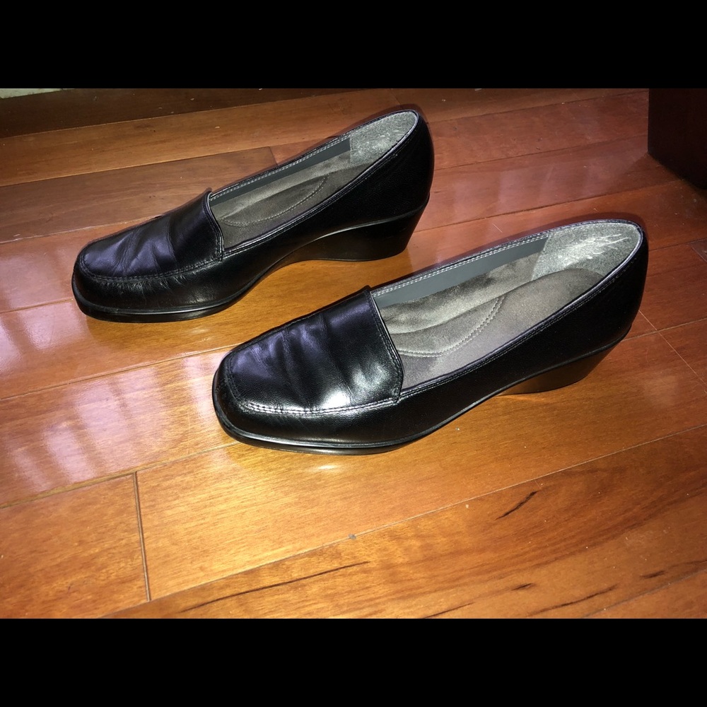 Final Exam Slip on leather loafers.